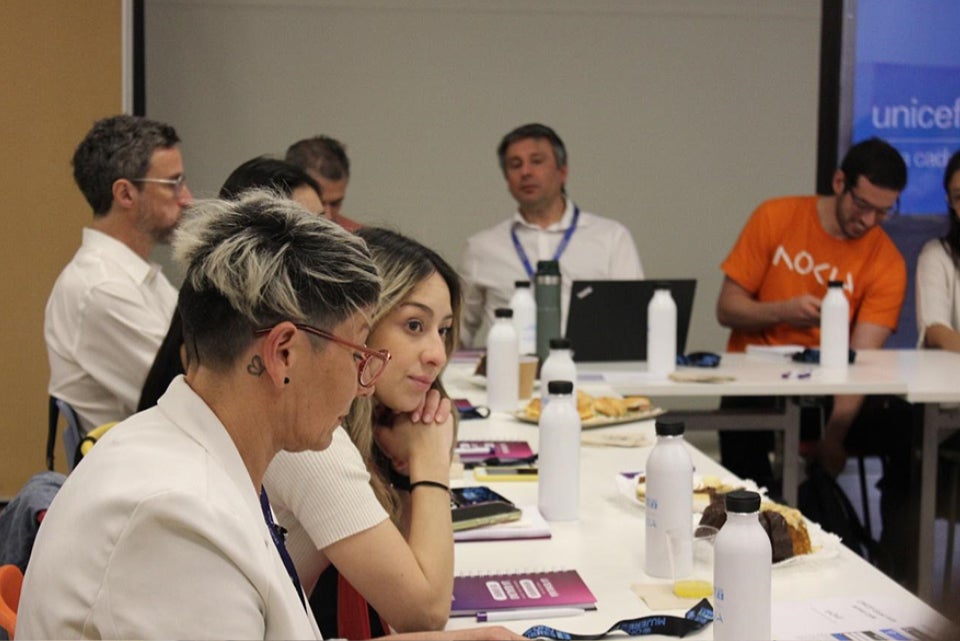 UN Women / Participants and volunteers at the training session on September 18, 2024, in Buenos Aires. 