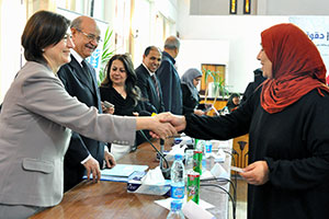 Director of UN Women’s Programme Division, Gülden Türköz-Cosslett meets with Egyptian women in Giza to hand out national ID cards as part of the “Citizenship Initiative” Joint Programme.